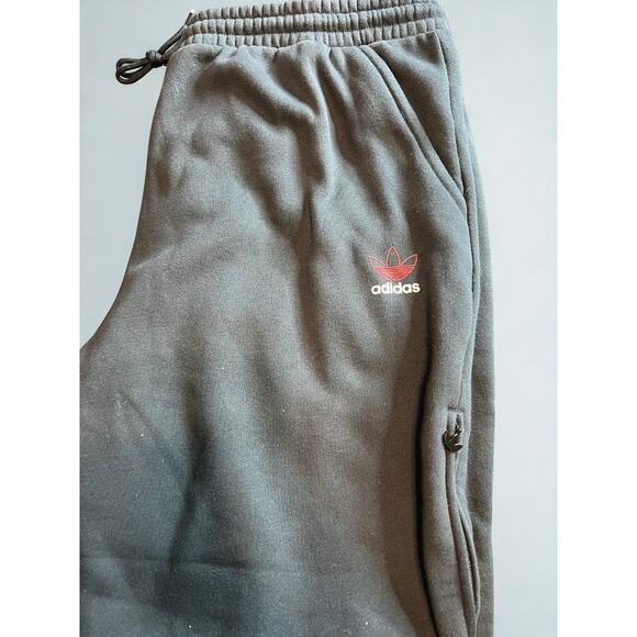 Adidas men 2XL pants originals black new with tag - Picture 3 of 3